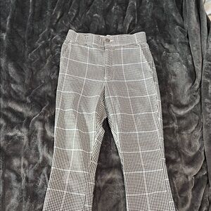 Hollister Men's Black and White Patterned Dress Pants